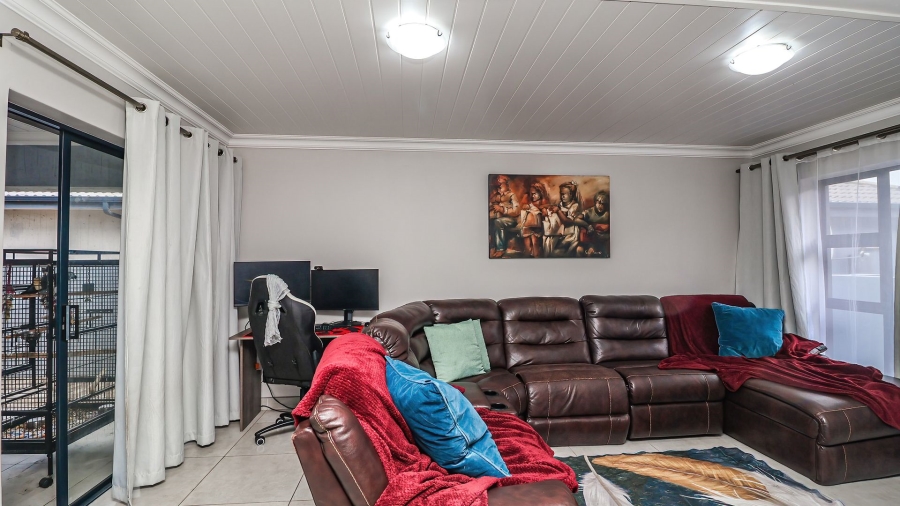 3 Bedroom Property for Sale in Dana Bay Western Cape